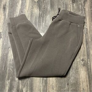 CALIA by Carrie Underwood taupe scuba Joggers